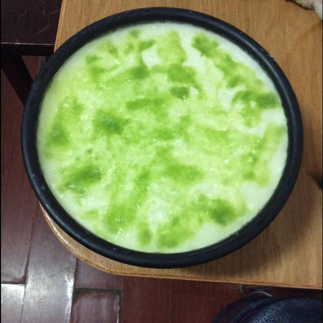 开心果慕斯配香草椰子慕斯