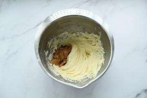 酥脆可口的花生碎杏仁酥的做法 步骤4