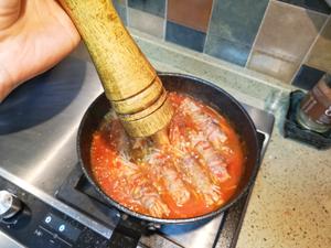 特简单的浓汁番茄肥牛卷的做法 步骤7