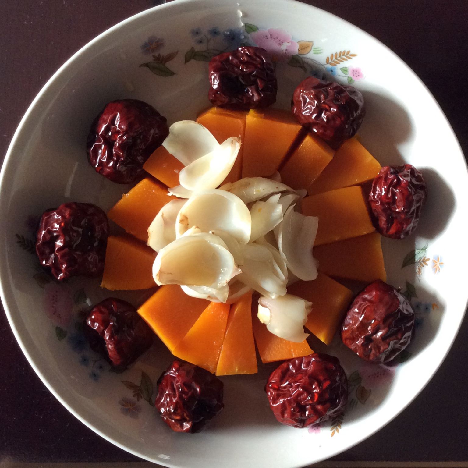 红枣百合蒸南瓜