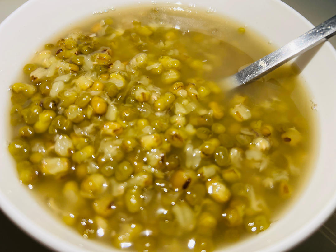 绿豆汤（粒粒开花，软糯流沙，超级省火🔥）