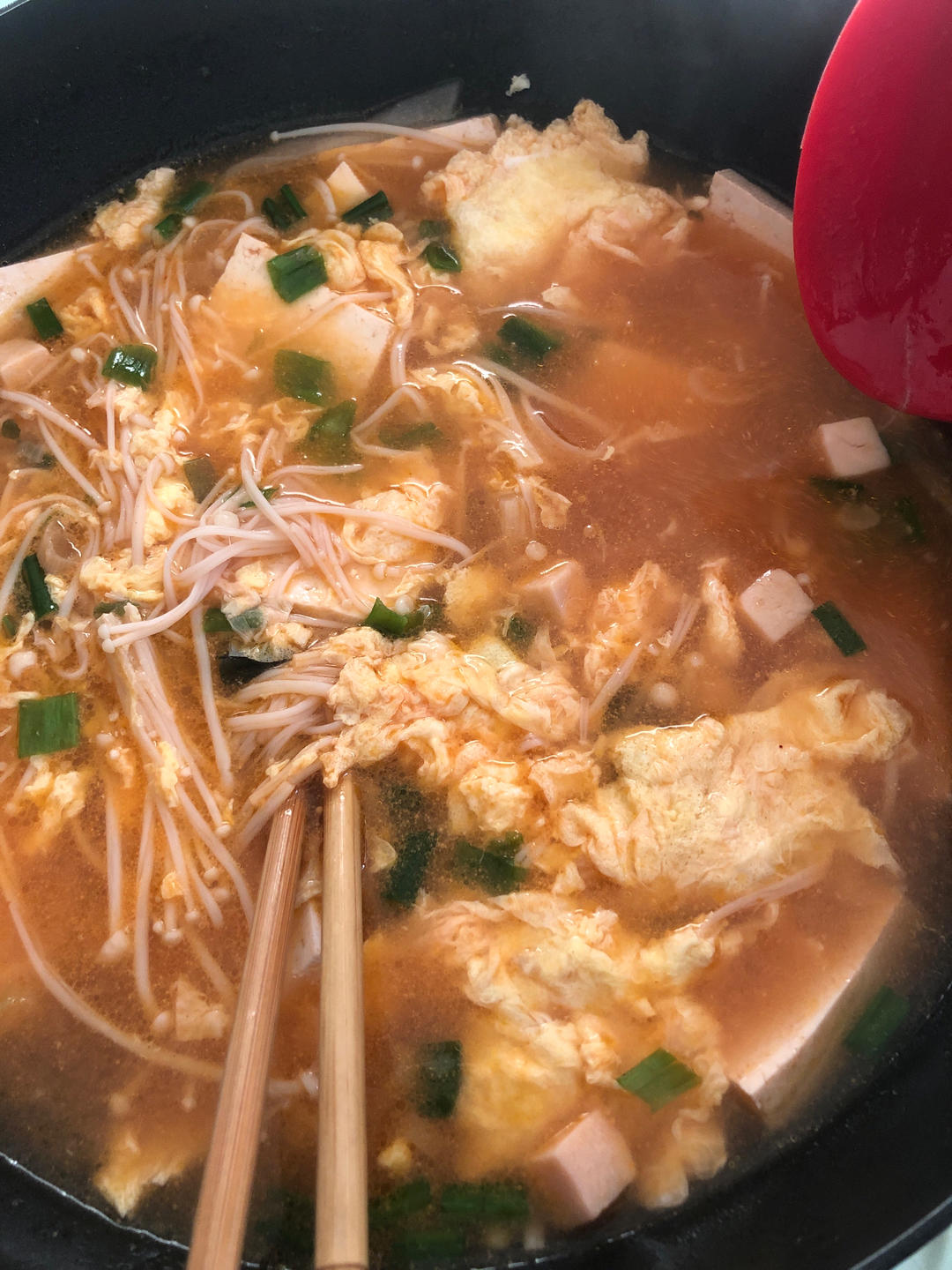 低卡高蛋白番茄金针菇豆腐汤，好喝不发胖