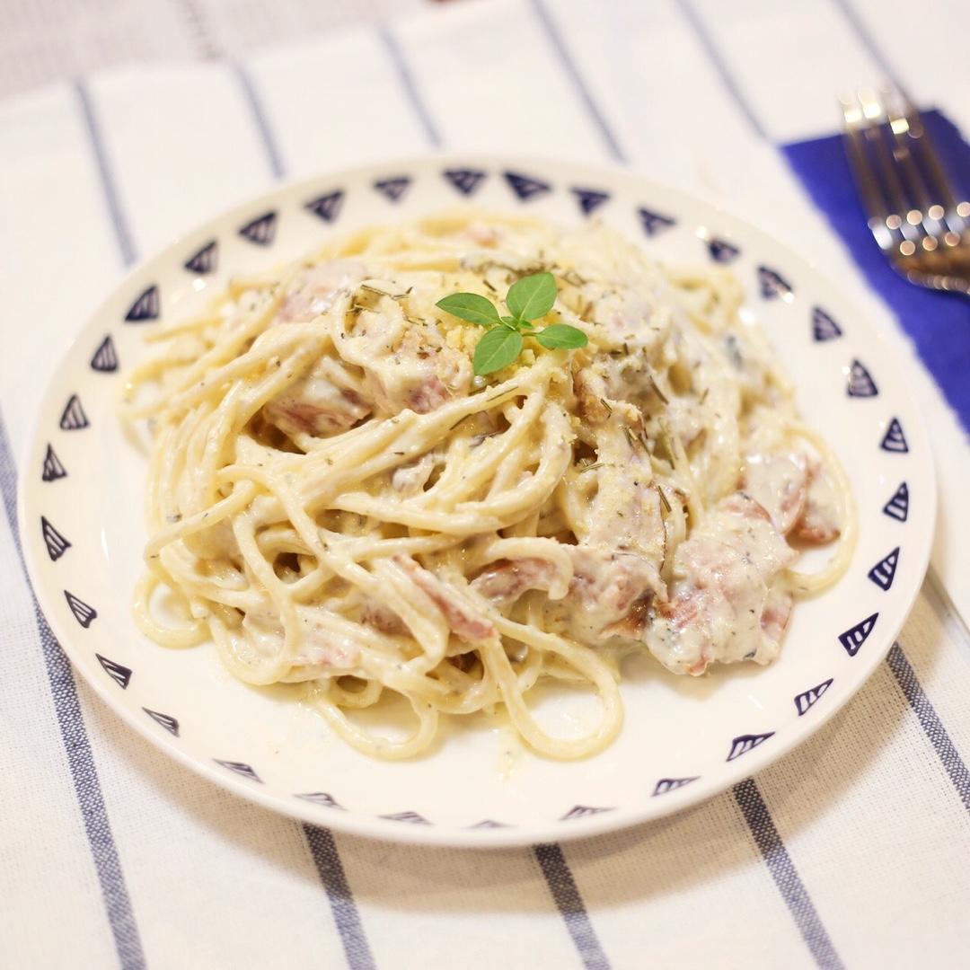 变态f猫猫做的无印良品轻料理奶油奶酪意面