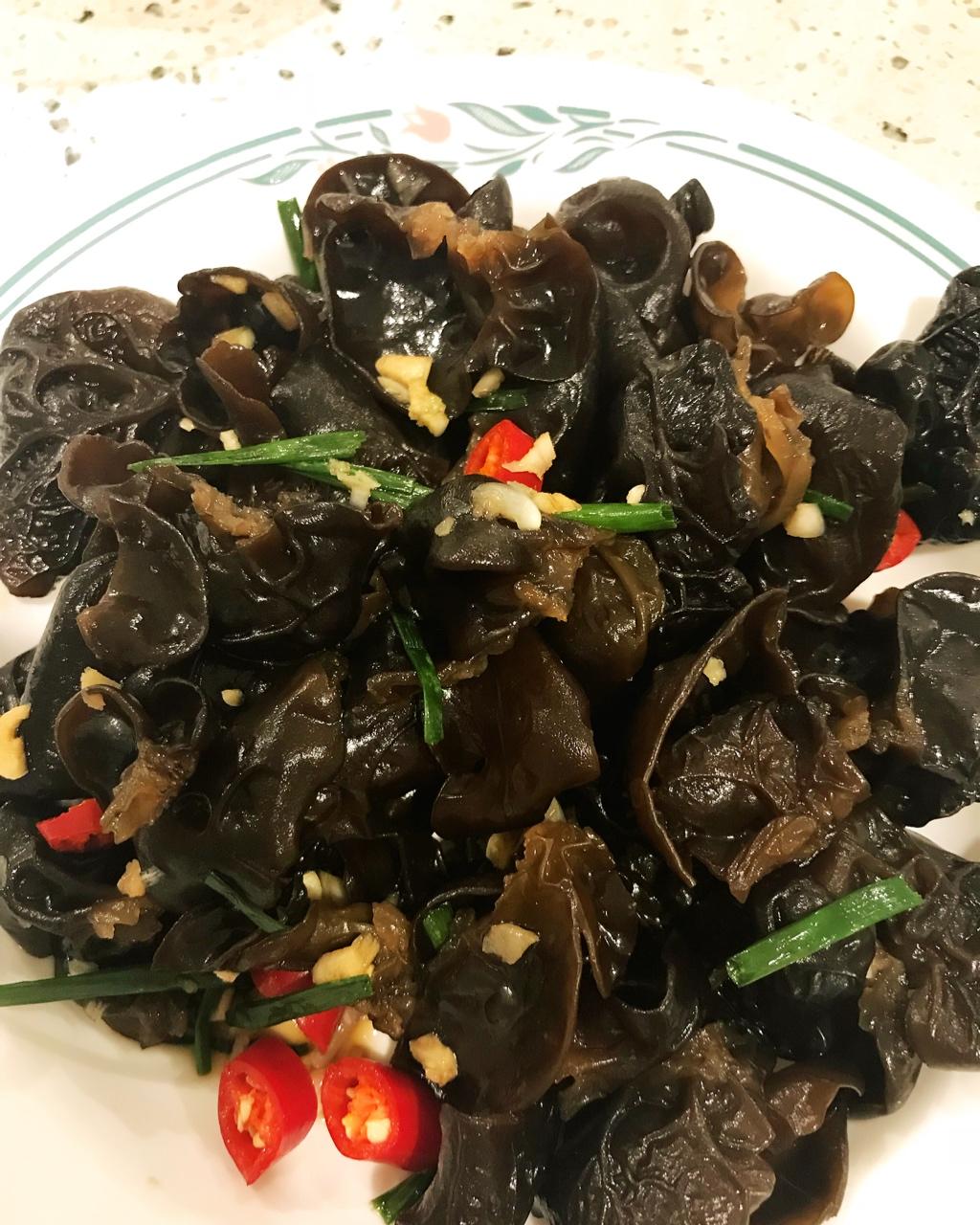 凉拌黑木耳