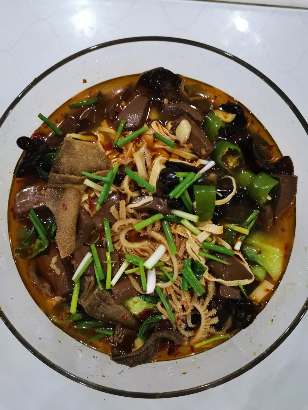 冬日火热暖胃🔥毛血旺