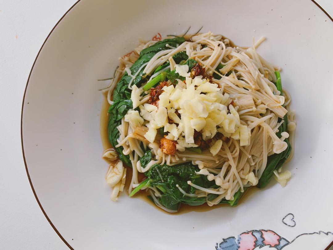 凉拌菠菜金针菇