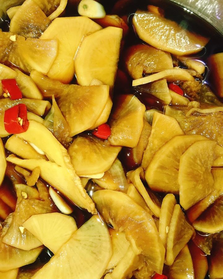 爱烘焙的葵葵做的三步爽口酸酸辣辣腌萝卜片小咸菜