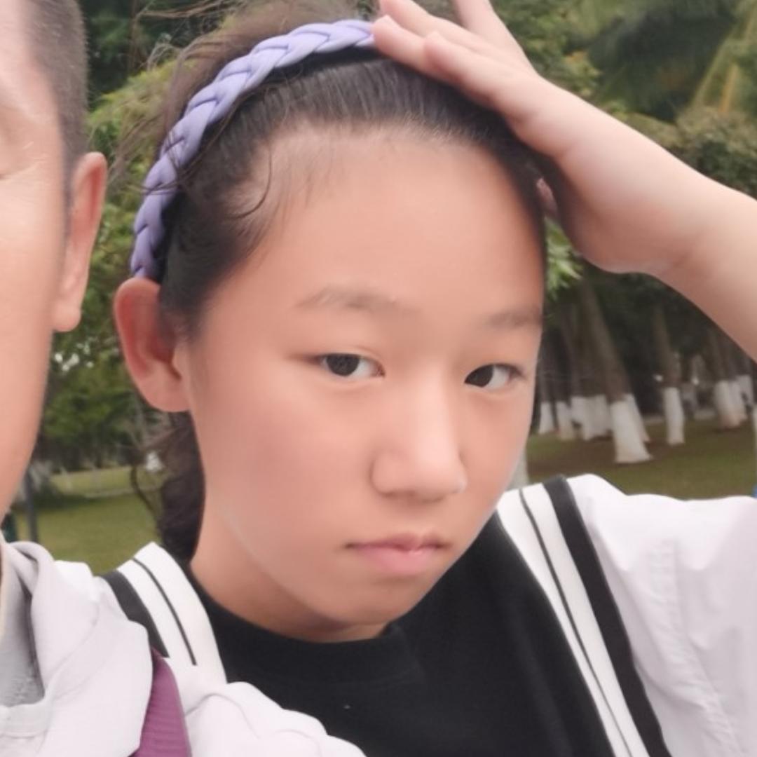 娜菲萨爸爸