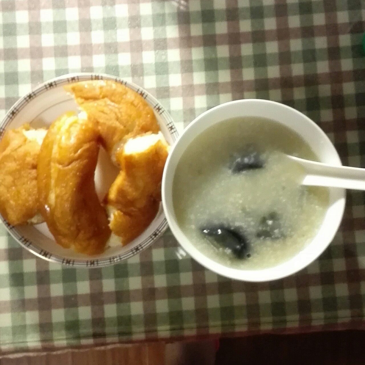 皮蛋粥