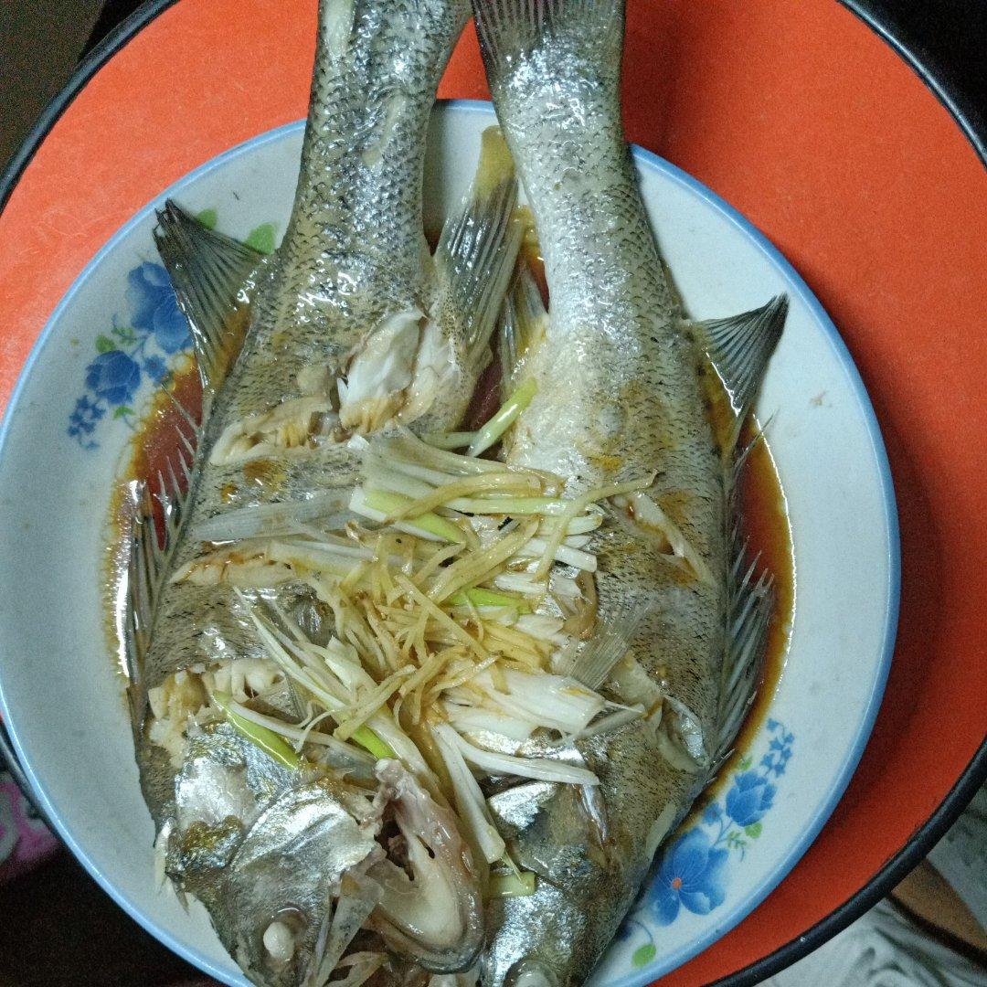 海鱼🐠淡水鱼（类似清蒸鱼，味道会更丰富一点的做法）