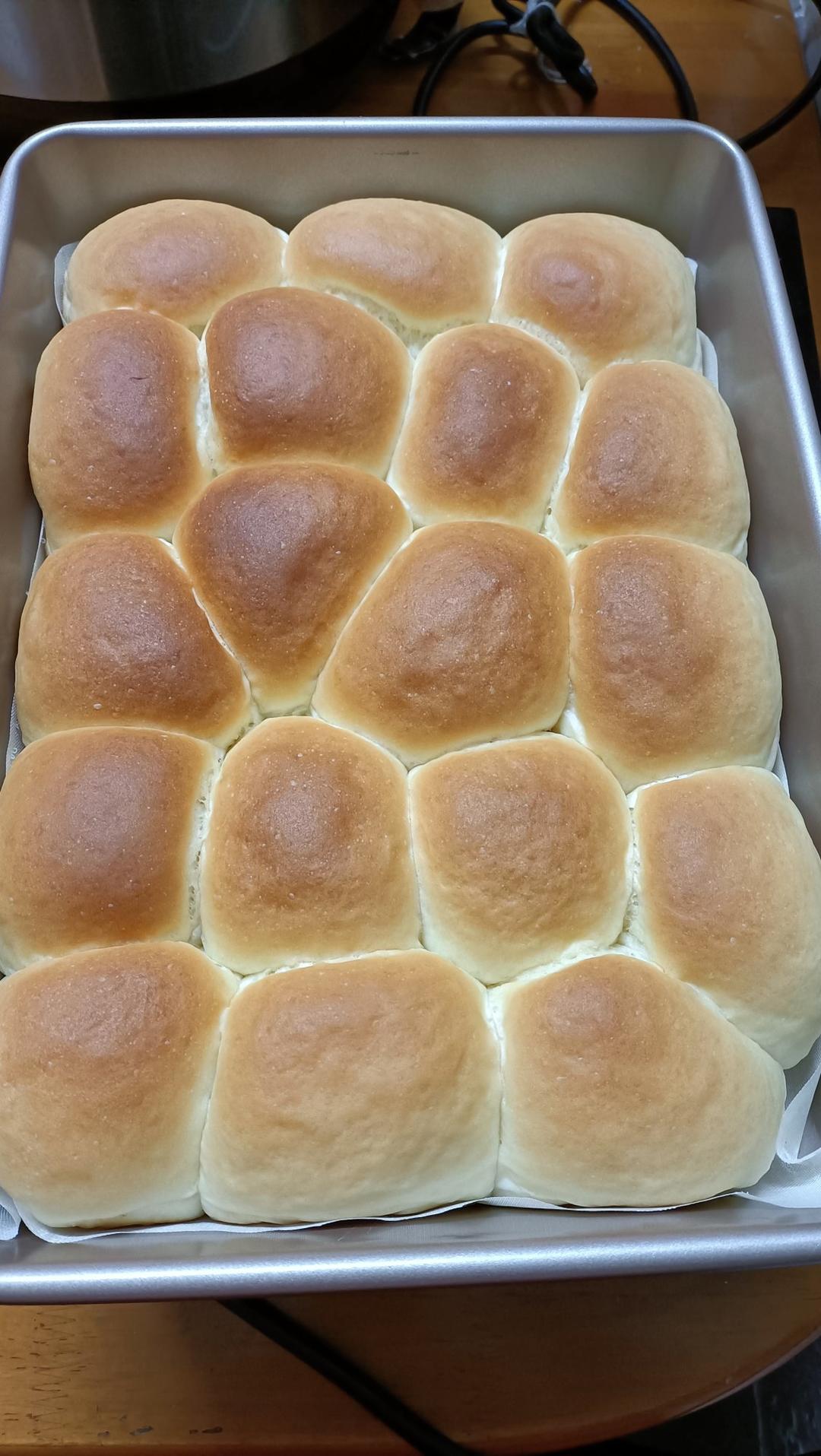 普通面粉做的柔软小餐包