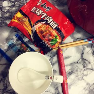 深夜泡面🍜的做法 步骤1