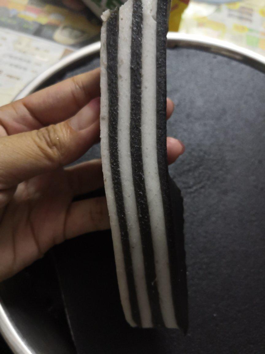 清热解毒黑芝麻千层糕