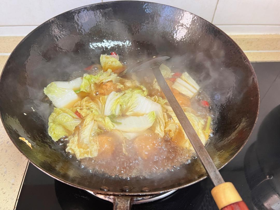 白菜炖丸子的做法 步骤3