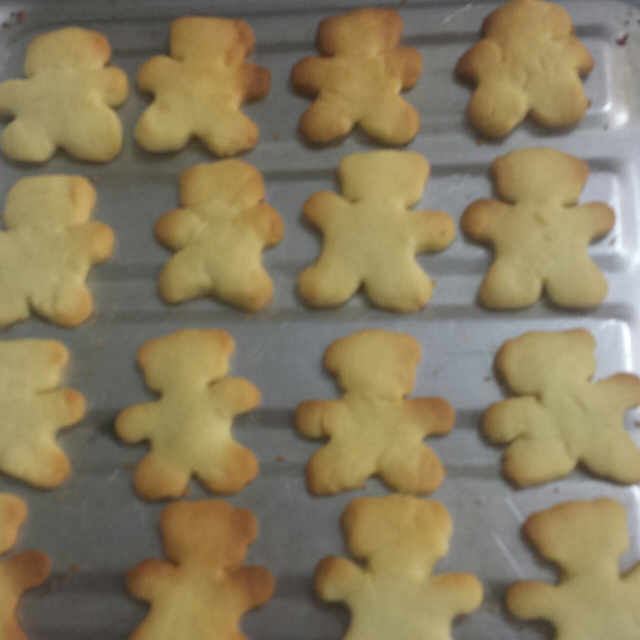 超简单！好吃又平整的糖霜饼干底的做法（附贴心小提示哦）