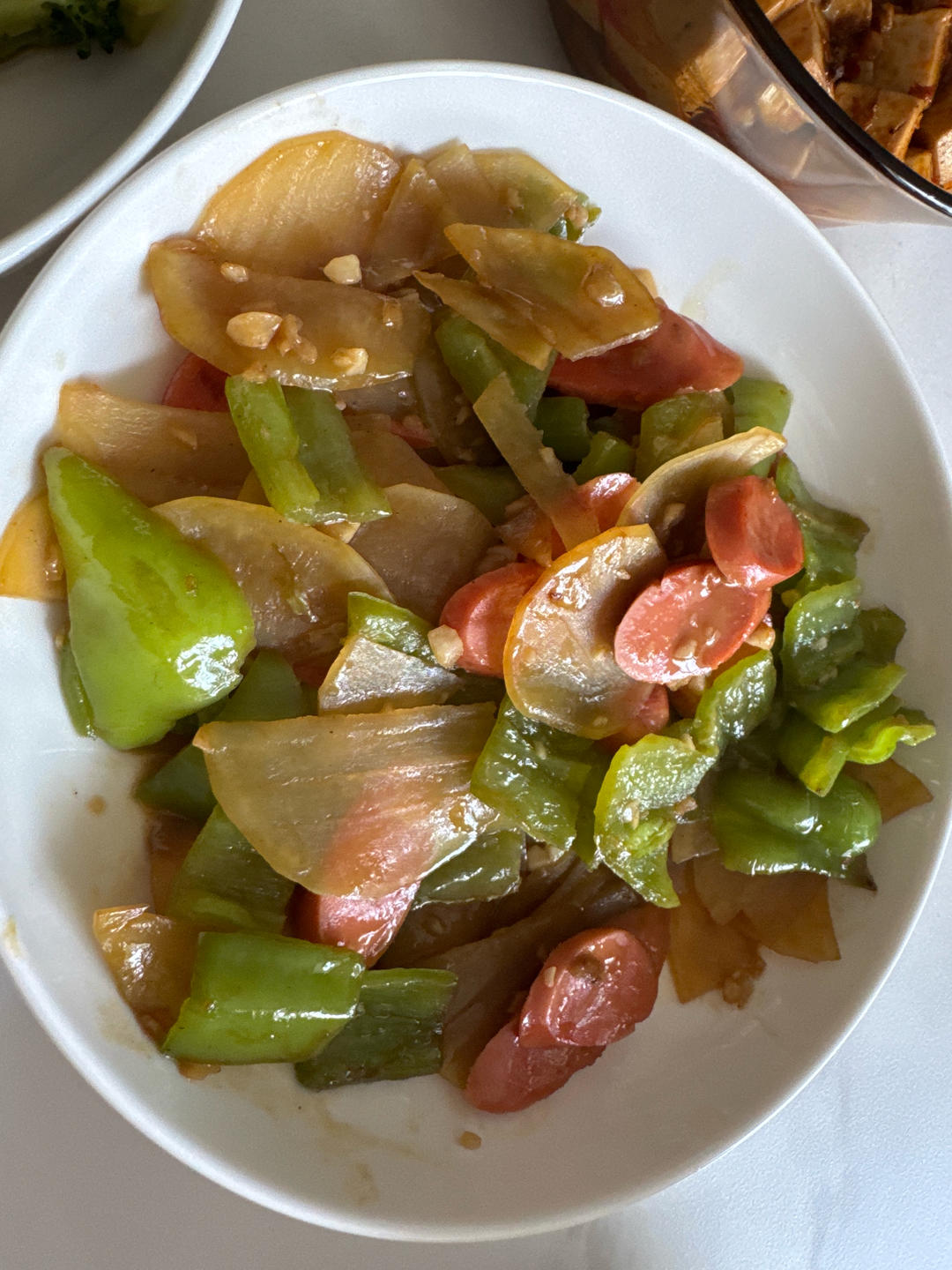 经典下饭神器———青椒火腿炒土豆片