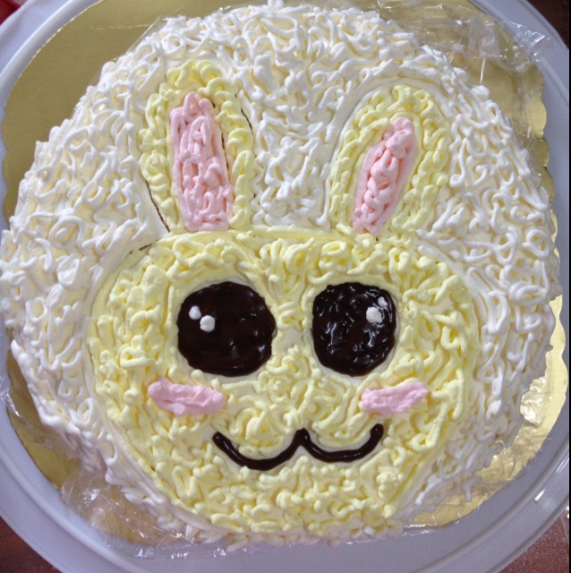 小兔子奶油蛋糕