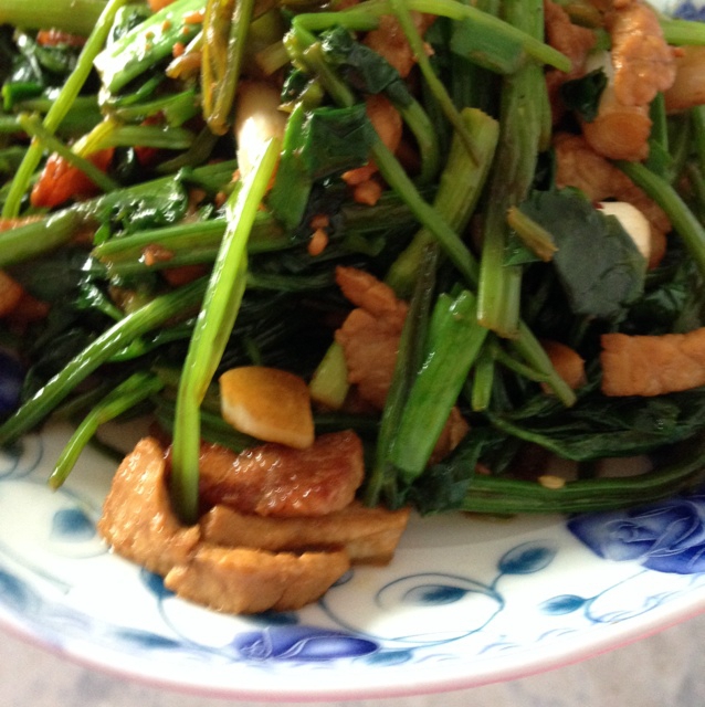 辣椒芹菜炒肉片