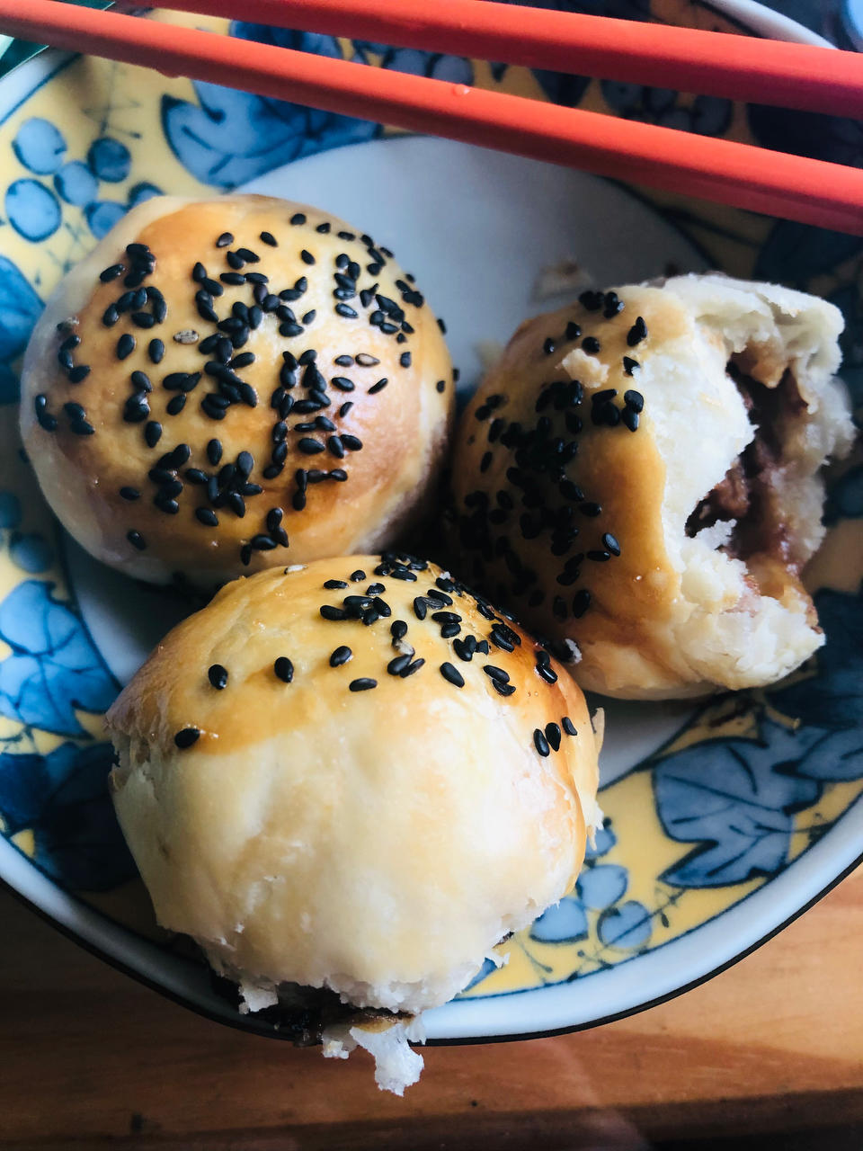 酥皮鲜肉月饼～酥的掉渣