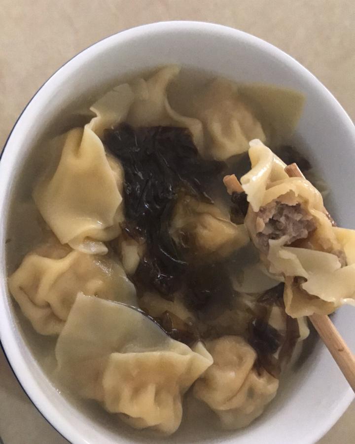 鲜肉馄饨（附包馄饨视频。）