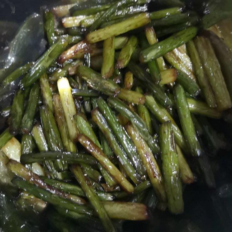 做法简单又下饭的炒蒜苔❗️
