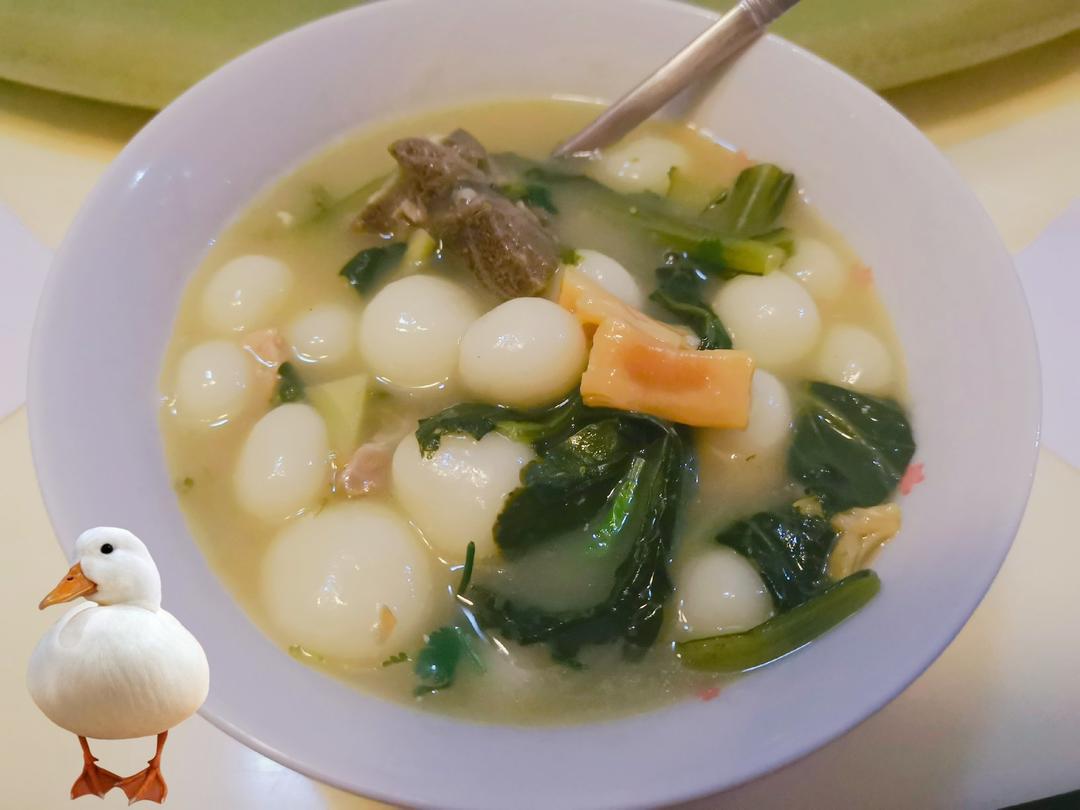 【白菜肉丝年糕汤】