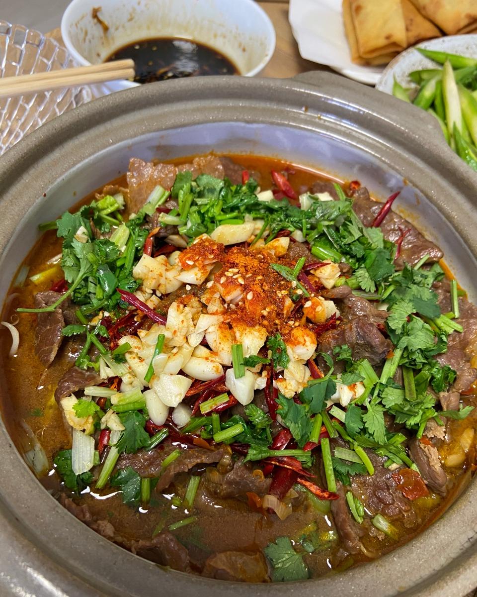 沸腾牛肉片-水煮牛肉