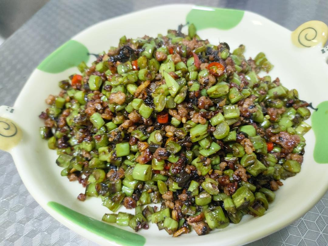 肉沫橄榄菜炒四季豆