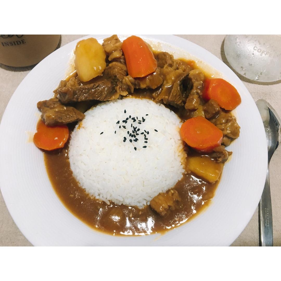 日式咖喱牛肉饭
