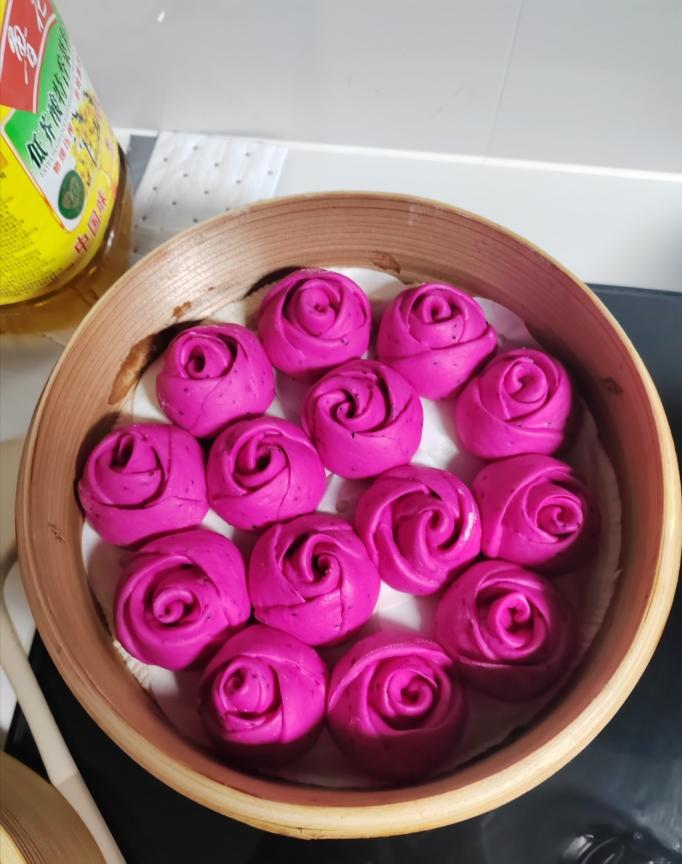 火龙果玫瑰馒头