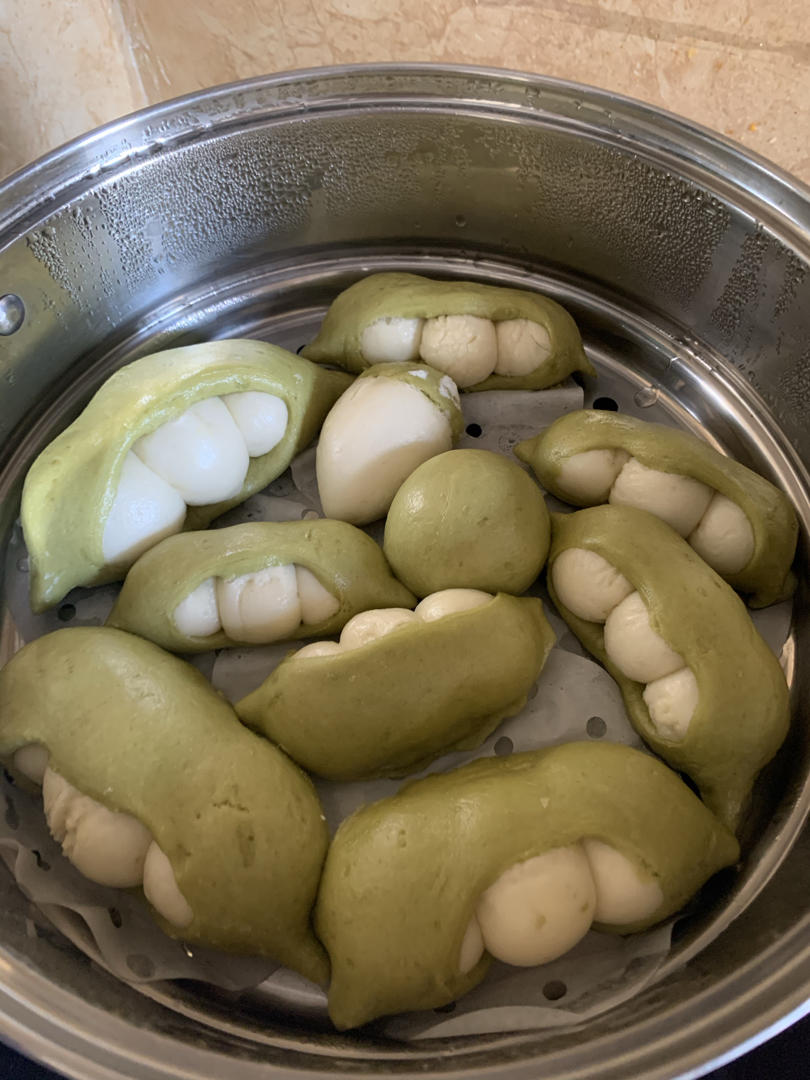豌豆造型菠菜馒头