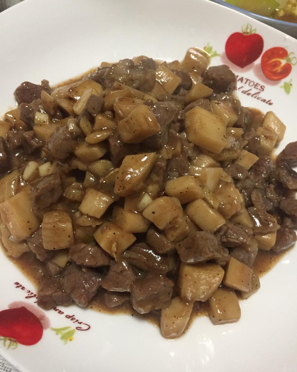 家常菜~杏鲍菇烧牛肉粒