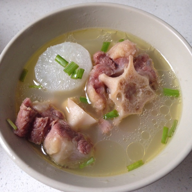 清炖牛尾汤