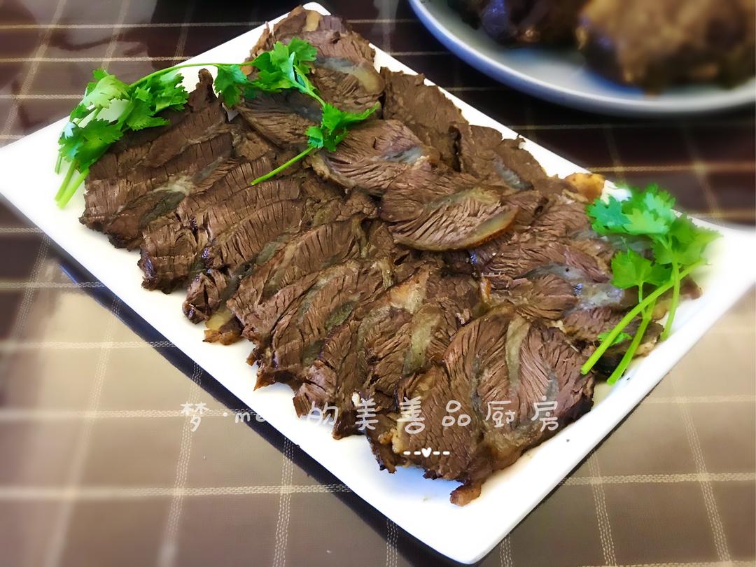 卤五香牛肉的做法