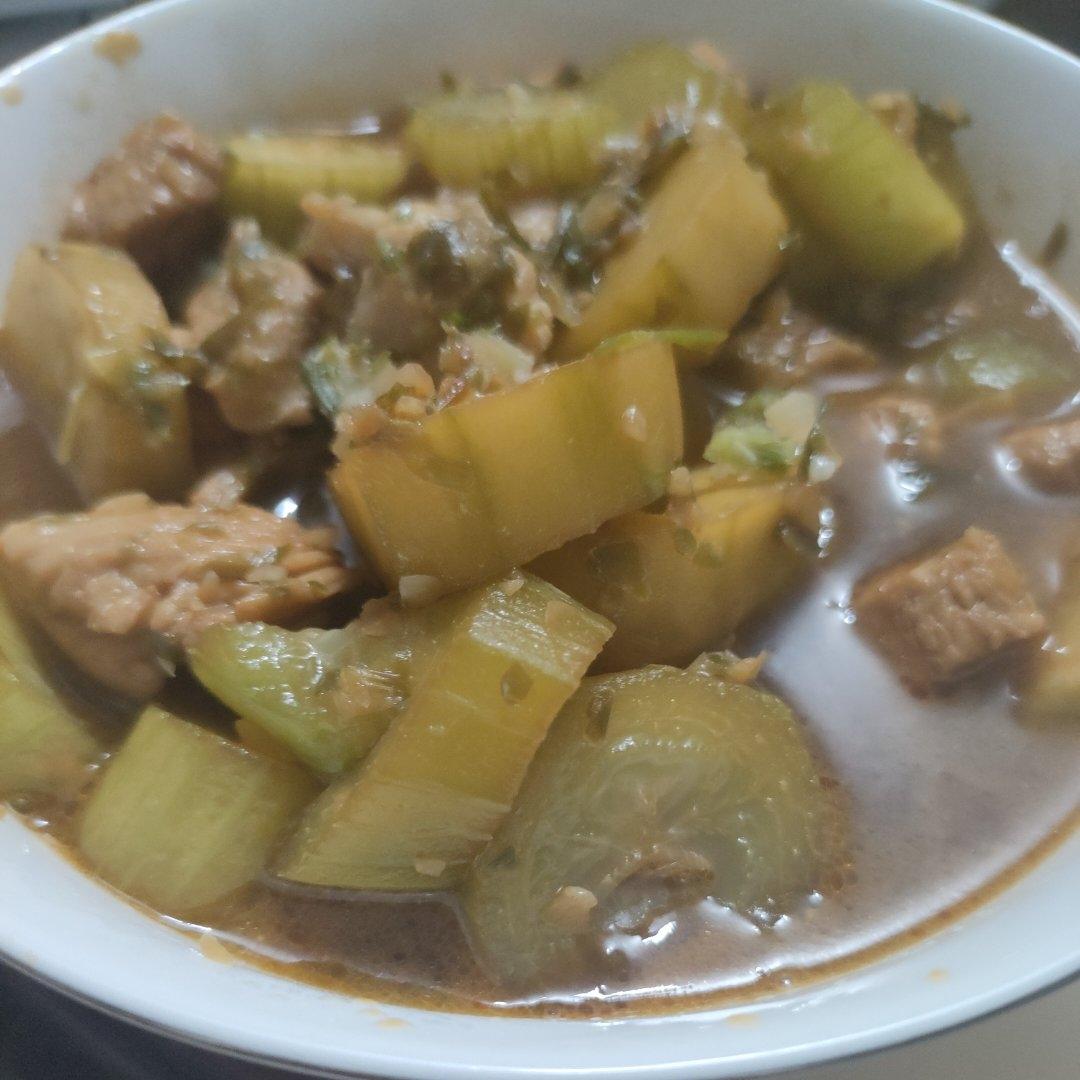 家常丝瓜炒肉