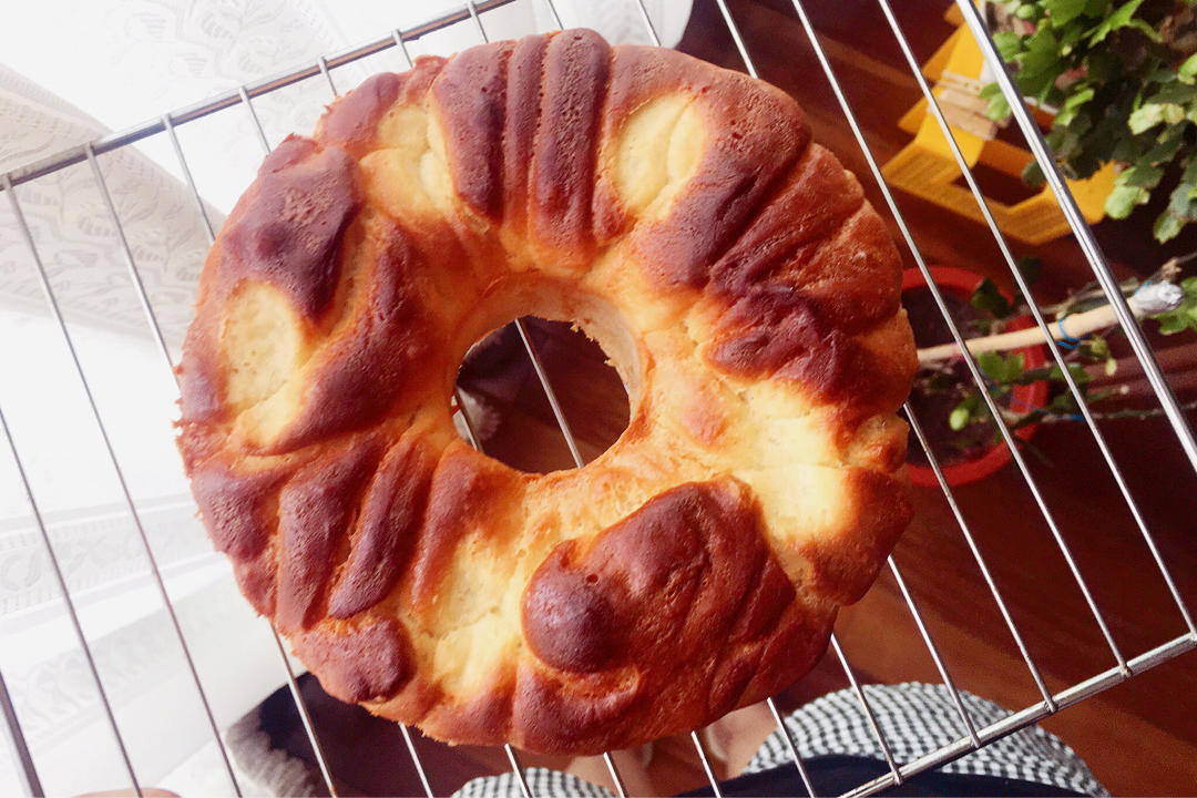 日式香浓炼乳面包