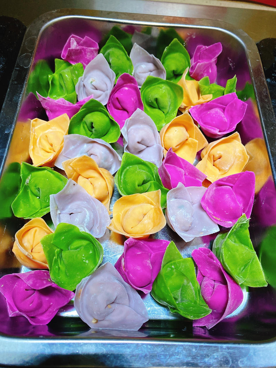 果蔬彩色馄饨
