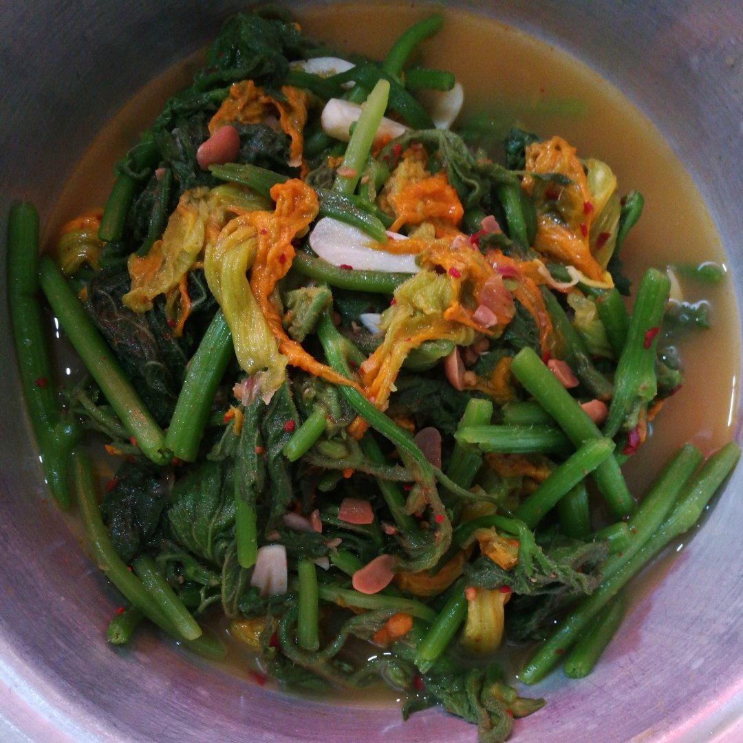 清炒南瓜花
