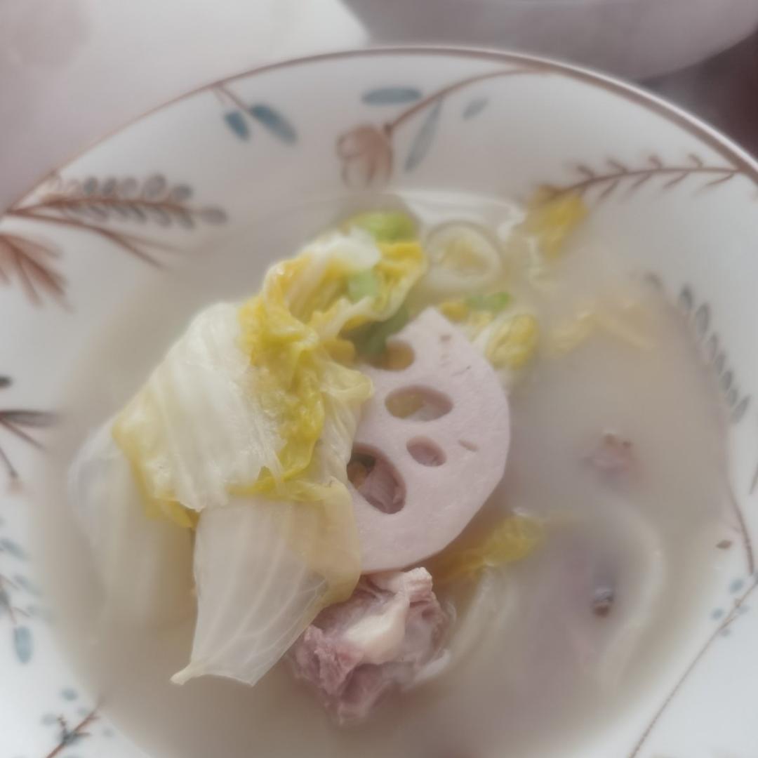 鸭架子白菜豆腐汤