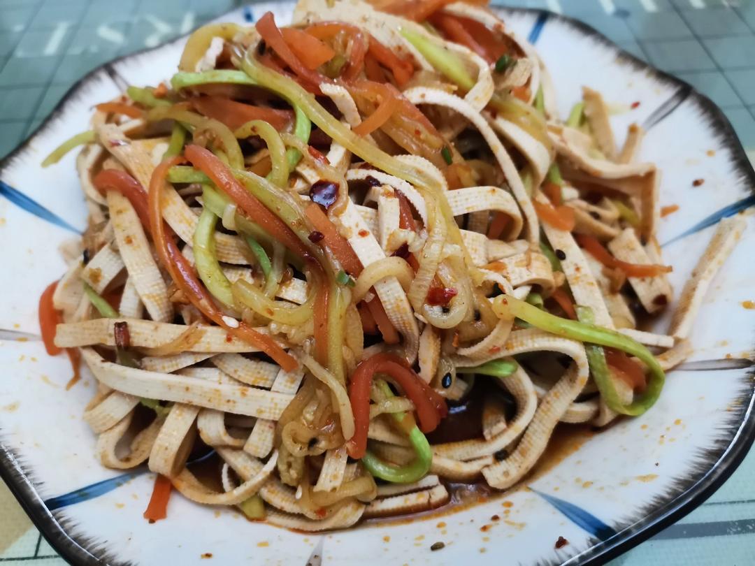 ‼️比辣条还好吃百倍〰️香辣豆皮✅零厨艺