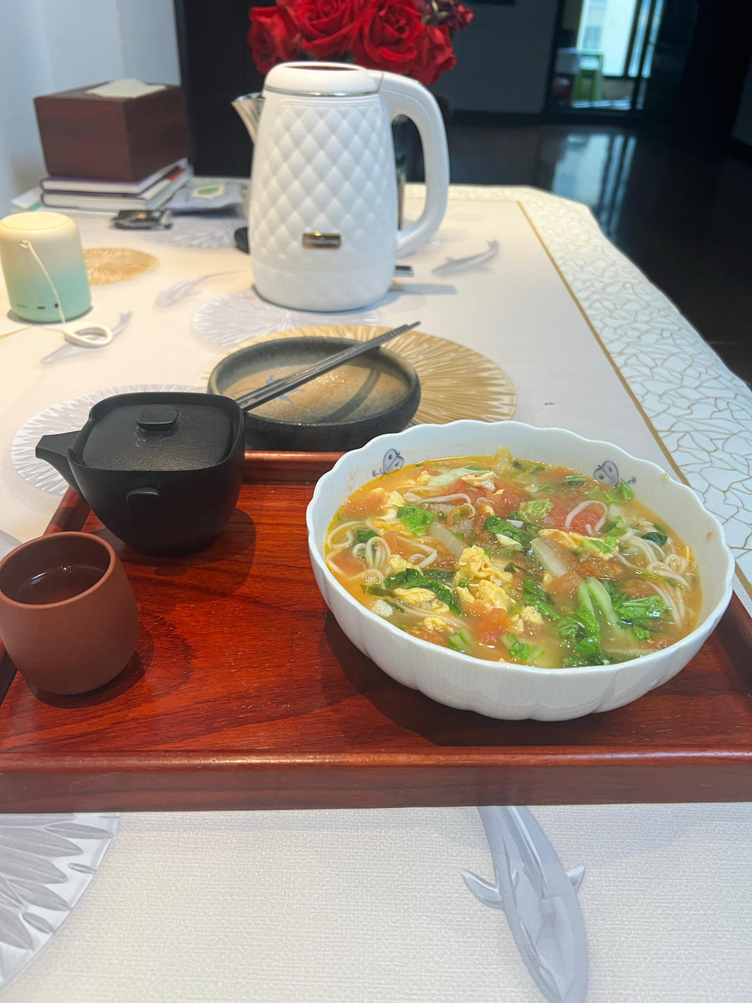 恨不得抱着锅舔的番茄鸡蛋面