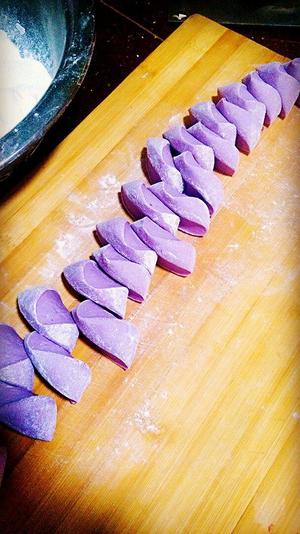 紫甘蓝柠檬玫瑰花馒头的做法 步骤5