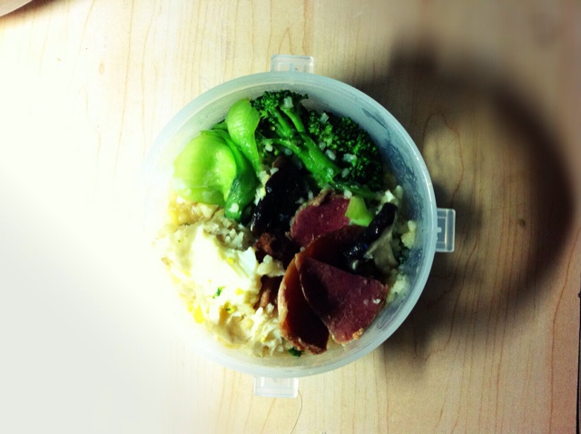 电饭锅版腊肠煲仔饭