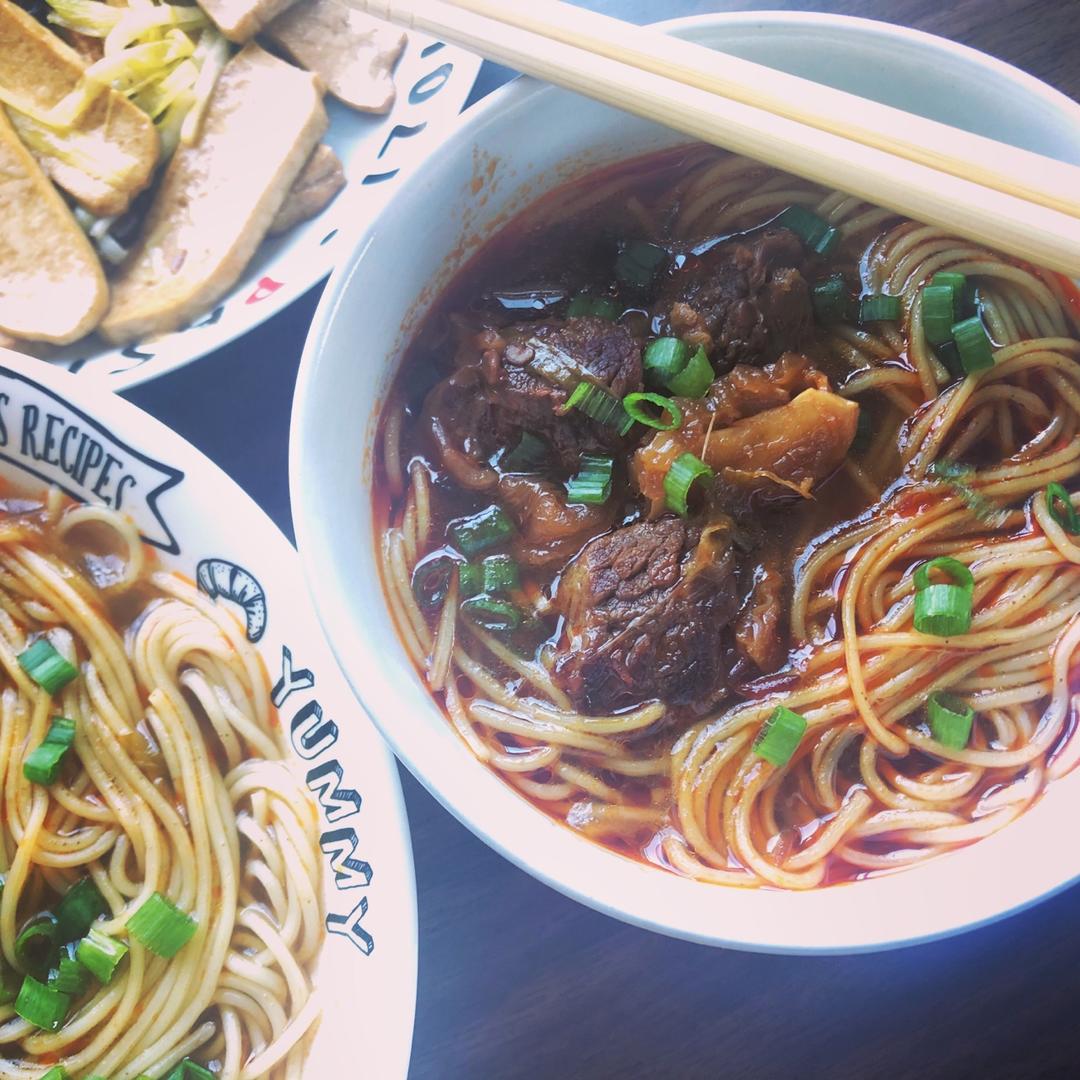 红烧牛肉面