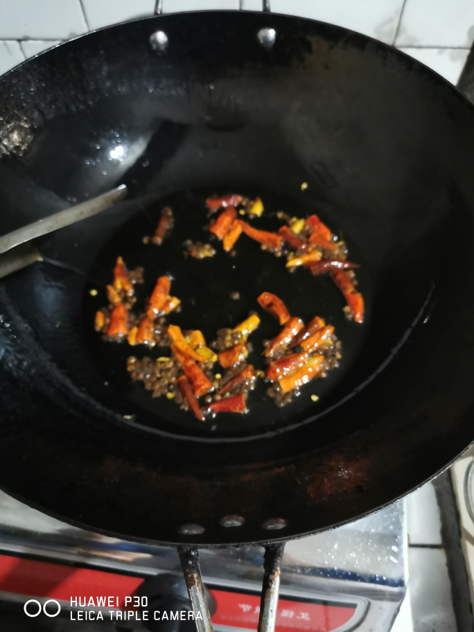 七九斋食单——水煮鱼片的做法 步骤8