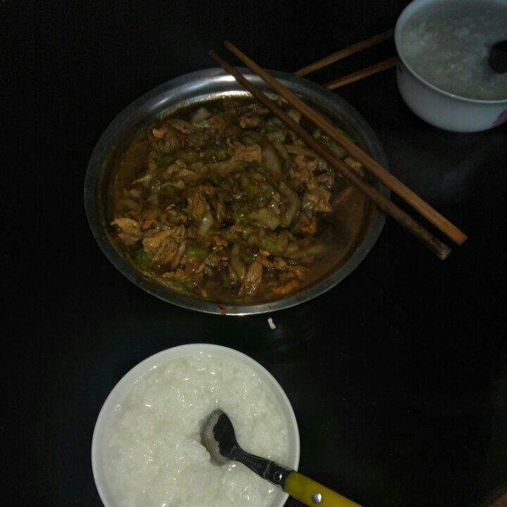 肉末圆白菜（甘蓝菜）炒粉丝【妞的食记】