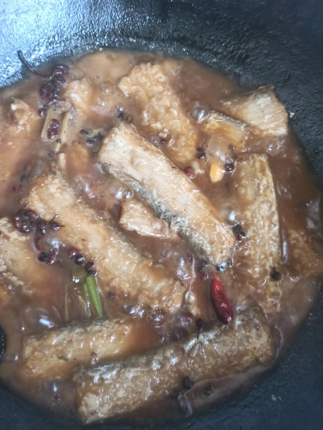 零失误的红烧带鱼，经典家常菜，吃了就忘不掉的味道