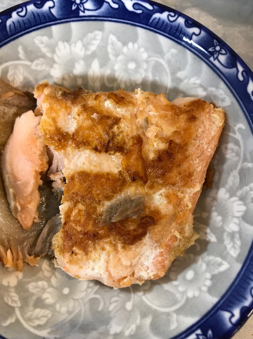 香煎三文鱼尾
