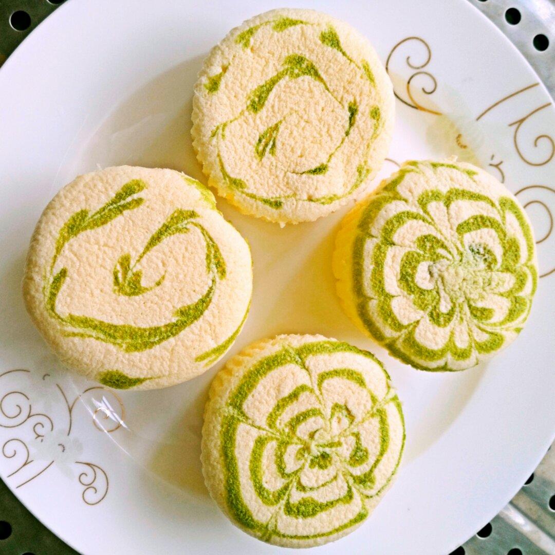 拉花戚风小蛋糕