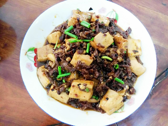 牛肉麻婆豆腐